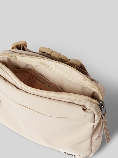 Barts Bauchtasche in unifarbenem Design Modell 'Bodela' Beige 4