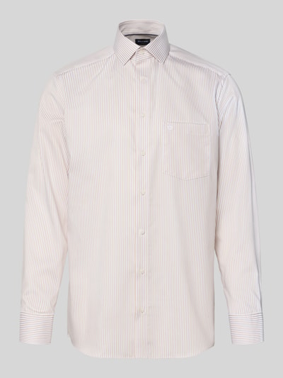 Produktfoto, Regular Fit Businesshemd aus reiner Baumwolle mit Kentkragen von OLYMP, feine Streifen in Beige und Weiß, glatte Textur, durchgehende Knopfleiste, Langarm, Sportmanschetten.