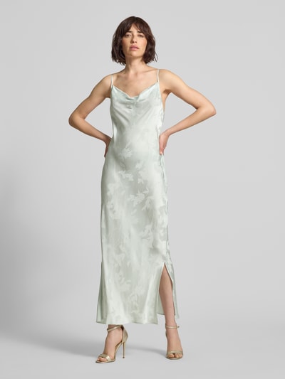 Vrouwenmodel draagt Fließendes Maxikleid aus Viskose mit Spaghettiträgern van Calvin Klein Womenswear, look: all-over motief, pasvorm: vloeiend, maxilengte, cascadehals, model met verstelbare spaghettibandjes, zijsplit, materiaal: zuiver viscose. Ganzkörperansicht van voren.