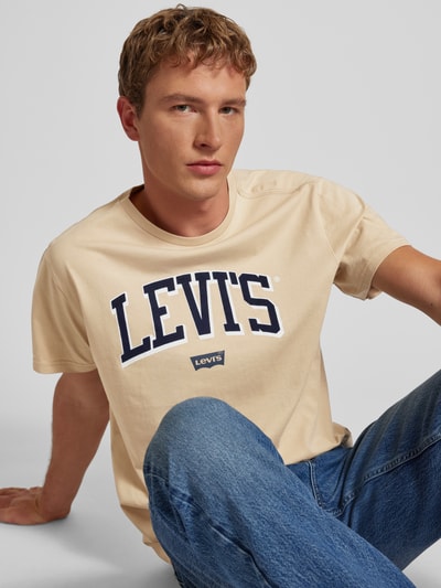 Levi's® T-Shirt mit Label-Print Modell 'RELAXED BABY TAB' Beige 3