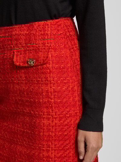 Christian Berg Woman Knielanger Rock in Bouclé-Optik Hellrot 3