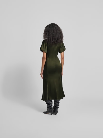 Victoria Beckham Midikleid mit V-Ausschnitt Oliv 5