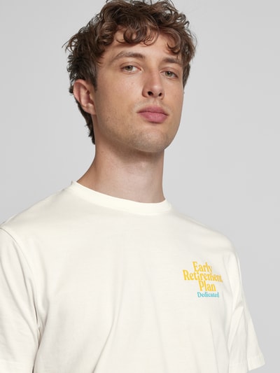 Dedicated T-Shirt mit Rundhalsausschnitt Modell 'Retirement Plan' Offwhite 3