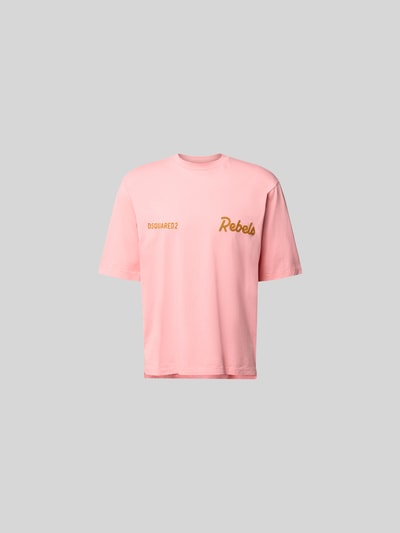 Produktfoto, Loose Fit T-Shirt mit Logo-Stitching von Dsquared2 in Rosa, Statement-Stitching, reine Baumwolle, Rundhalsausschnitt, 70 cm Rückenlänge bei Größe M.