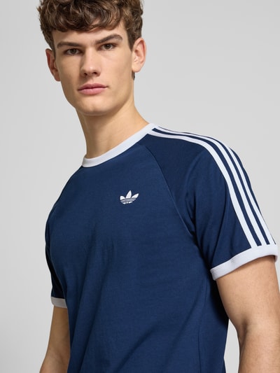 adidas Originals T-Shirt mit Label-Stitching Marine 3
