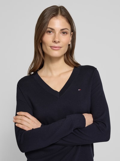 Tommy Hilfiger Sweter o normalnym kroju w jednolitym kolorze Ciemnoniebieski 3