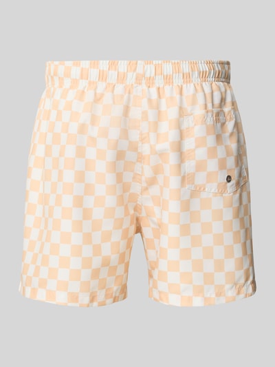Produktfoto, Badehose mit elastischem Bund Modell 'Piazza' von BOARDIES, kariertes Allover-Muster in Beige-Weiß, sichtbare Label-Details, glatte Textur