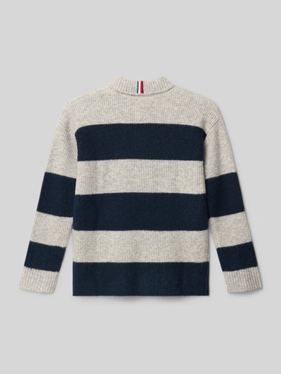 Produktfoto, Relaxed Fit Strickpullover mit Woll-Anteil von Tommy Hilfiger Teens in Two-Tone-Optik, Logo-Stitching, Strick, gerippte Langarmabschlüsse