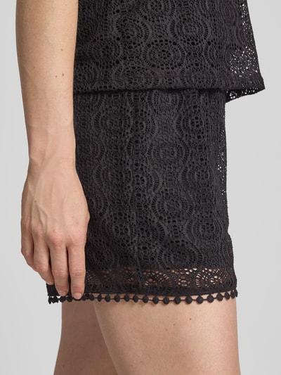 Vero Moda Regular fit korte broek met etskanteffect, model 'MAYA' Zwart - 3