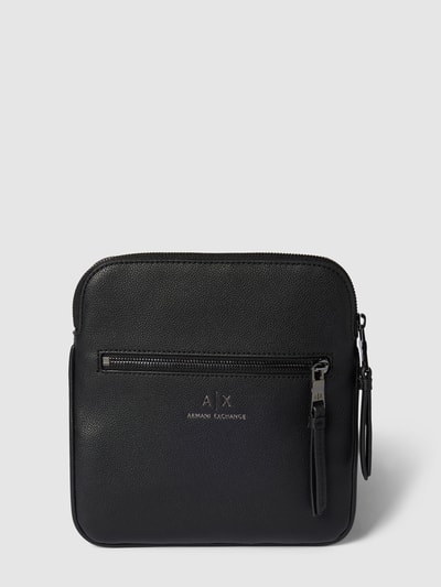 Armani Exchange Crossbody Bag in unifarbenem Design mit Label-Detail Black 2