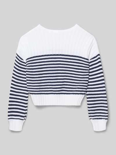 Produktfoto, Strickpullover mit Label-Detail Modell 'SLASH' von Abercrombie&Fitch, weiß-blau gestreift, Rippstruktur, gerade Passform