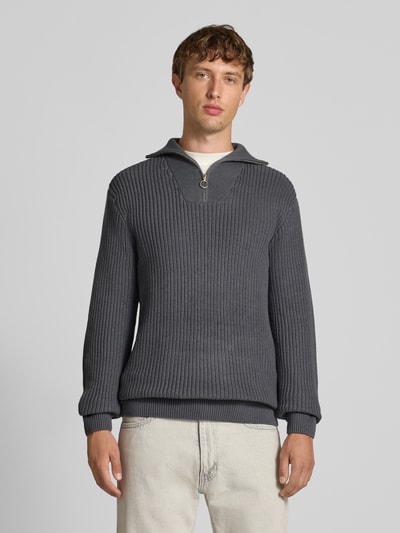 Blend Troyer mit Label-Detail Modell 'DENO' Anthrazit 4