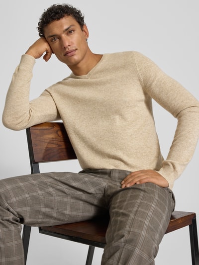 Christian Berg Men Kaschmirpullover mit V-Ausschnitt Camel Melange 3