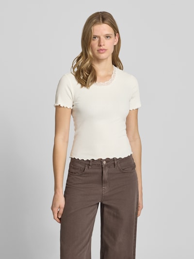 ONLY Slim Fit T-Shirt aus Baumwoll-Mix Modell 'VINI' Offwhite 4