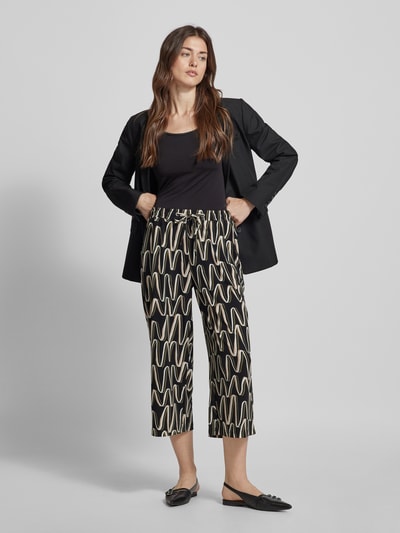 Betty Barclay Flared stoffen broek met all-over motief Zwart - 1