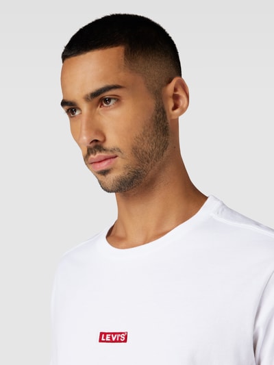 Levi's® T-shirt o kroju relaxed fit z wyhaftowanym logo Biały 3