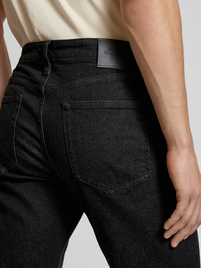 Calvin Klein Jeans Straight fit jeans met labeldetail Zwart - 3