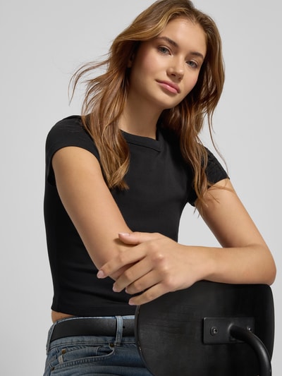 Gina Tricot T-shirt z prążkowanym okrągłym dekoltem Czarny 3