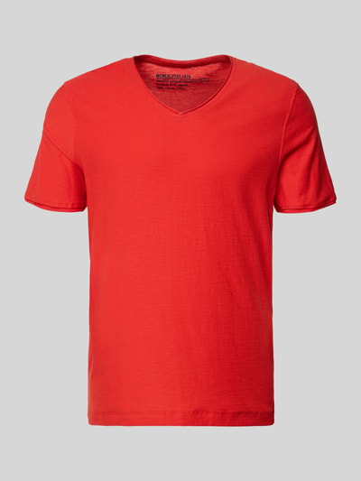 Produktfoto, Regular Fit T-Shirt mit V-Ausschnitt von MCNEAL, męski t-shirt z bawełny, krój regular fit, dekolt w serek, zrolowany brzeg, długość tyłu w rozmiarze M: 70 cm, kolor czerwony, gładka faktura