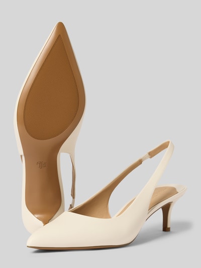 Produktfoto, Pumps mit Pfennigabsatz Modell 'LOLAH II' von Lauren Ralph Lauren aus cremefarbenem Glattleder, spitze Form, Label-Prägung, strukturierte Sohle.