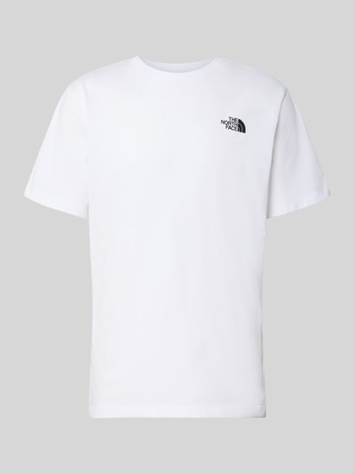 Produktfoto, wit t-shirt met labelprint Model 'Evolution' van The North Face, katoenmix, regular fit, ruglengte bij maat M 73 cm