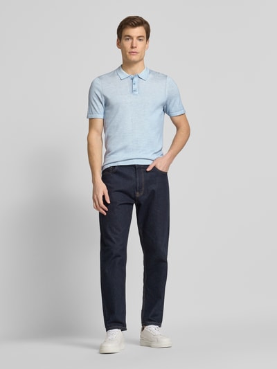 Drykorn Slim Fit Poloshirt mit gerippten Abschlüssen Modell 'TRITON' Hellblau 1