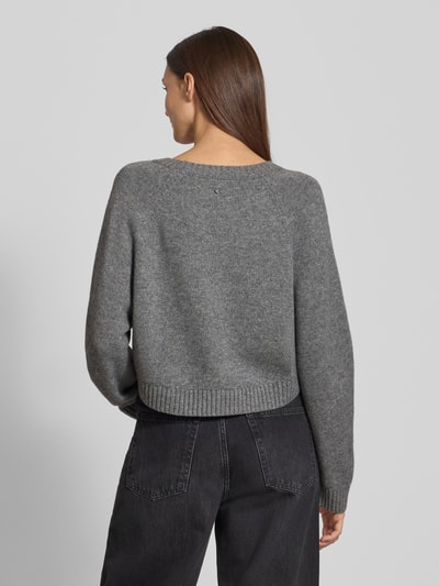 Oui Sweter krótki z dzianiny z prążkowanymi wykończeniami Średnioszary 5