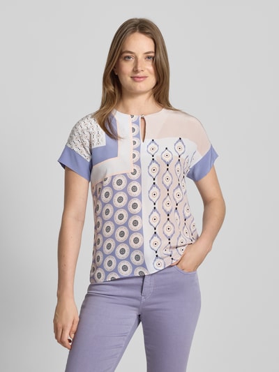 Marc Cain Bluzka o kroju regular fit z mieszanki wiskozy z wycięciem w kształcie łezki Gliniany 4