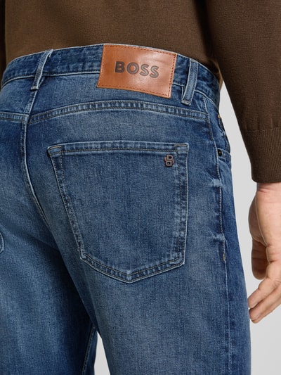 BOSS Orange Jeansy o kroju regular fit z mieszanki bawełny model ‘MAINE’ Jeansowy niebieski 3