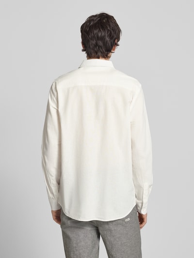 Blend Regular Fit Freizeithemd mit Kentkragen Modell 'ABAN' Offwhite 5