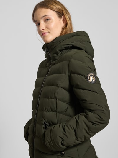 Superdry Płaszcz pikowany o kroju regular fit z obszyciem ze sztucznego futra model ‘Fuji’ Oliwkowy 3