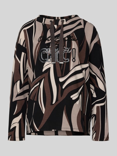 Produktfoto, Sweatshirt mit Tunnelzug von Betty Barclay, mieszanka wiskozy z dodatkiem streczu, luźny krój, okrągły dekolt, tunel, detal z logo, abstrakcyjny wzór, odcienie brązu, czerni i beżu, miękka tekstura