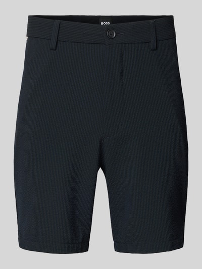 Produktfoto, Regular Fit Bermudas mit Viskose-Anteil Modell 'KANE1' von BOSS in dunklem Blau mit feiner Seersucker-Struktur, Melange-Optik, Gestreift, Label-Stitching, Gürtelschlaufen, Knopf und verdeckter Reißverschluss, seitliche Eingrifftaschen und Gesäßtaschen, Material-Mix mit Viskose-Anteil, für Herren