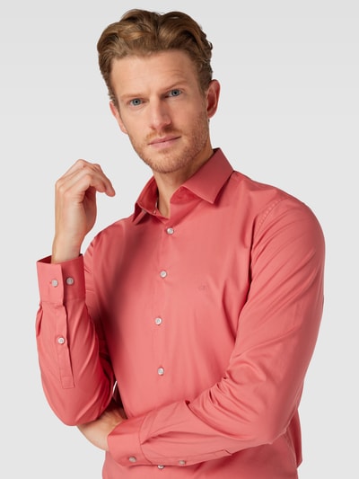 CK Calvin Klein Slim fit zakelijk overhemd met kentkraag, model 'Bari' Koraal - 3