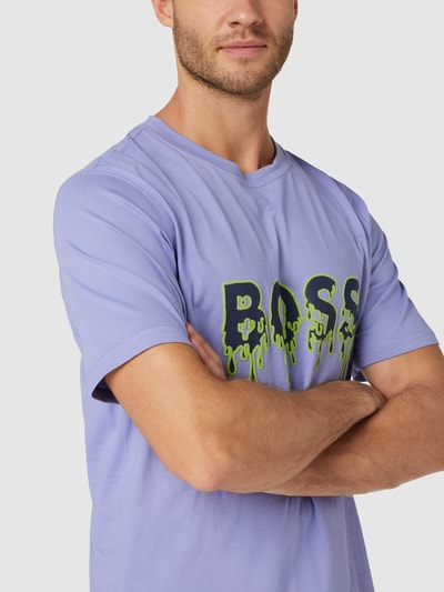 BOSS Orange T-shirt z nadrukiem z logo model ‘TeeArt’ Jasnofioletowy 3