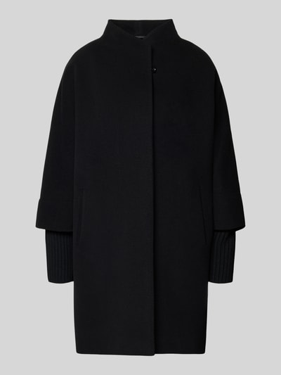 Produktfoto, schwarze Jacke aus Lanawolle-Kaschmir-Mix mit Stehkragen und herausnehmbarem Strickarm, ICONS Cinzia Rocca, Regular Fit, Knopfverschluss und Eingrifftaschen, Rückenlänge 89 cm, Schulterbreite 52 cm, Brustweite 57 cm, Ärmellänge 64 cm, Jacke aus Lanawolle-Kaschmir-Mix mit herausnehmbarem Strickarm von ICONS Cinzia Rocca