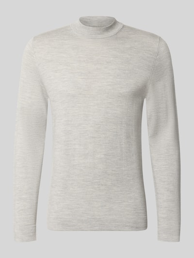 Produktfoto, Slim Fit Longsleeve aus reiner Schurwolle Modell 'Arwon' von DRYKORN in Hellgrau mit Stehkragen, glatte Textur, für Herren. Rückenlänge 67 cm, Ärmellänge 68 cm.