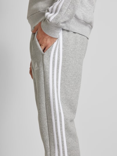 ADIDAS SPORTSWEAR Regular Fit Sweatpants mit Label-Stitching Hellgrau 3