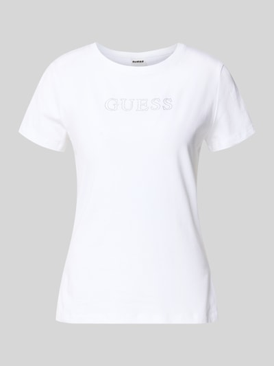 Produktfoto, weißes T-Shirt mit Logo Modell 'BRIANA' von Guess Activewear aus Baumwoll-Elasthan-Mix, Ziersteinbesatz, Regular Fit, Rundhalsausschnitt