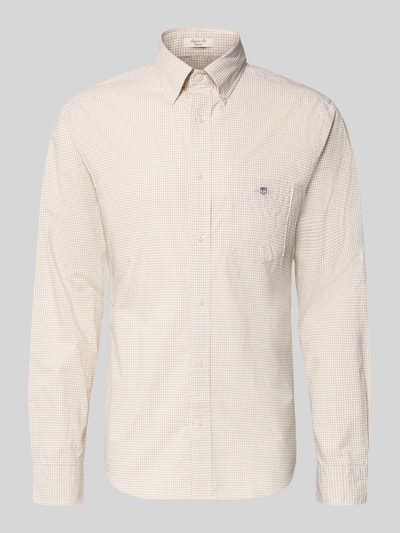 Produktfoto, Slim Fit Freizeithemd mit Logo-Stitching von Gant, bawełna, krój slim fit, kołnierzyk button-down, długi rękaw, kieszeń na piersi, mankiety sportowe, długość tyłu w rozmiarze M 79 cm, szerokość ramion w rozmiarze M 48 cm, długość rękawa w rozmiarze M 68 cm