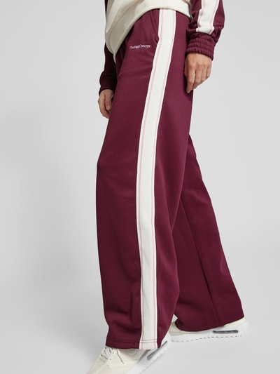 TheJoggConcept Wide Leg Sweatpants mit Label-Schriftzug Modell 'SIMA' Bordeaux 3