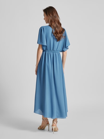 Vila Maxikleid mit V-Ausschnitt Modell 'MIRAGE' Rauchblau 5