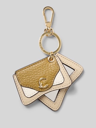 Produktfoto, Schlüsselanhänger mit Logo-Prägung von Coccinelle, beige und oliv, Strukturmuster, Karabinerhaken, Schlüsselring