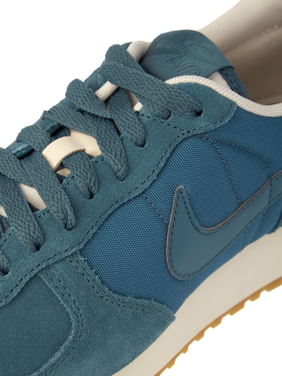 Nike Sneaker 'Air VRTX' aus Veloursleder Oliv 2