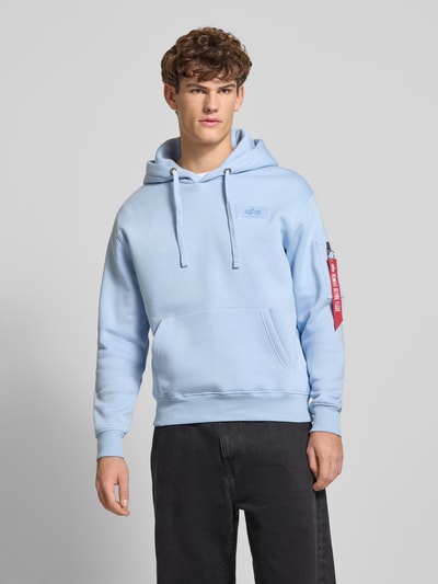 Alpha Industries Regular fit hoodie met logopatch Lichtblauw - 4