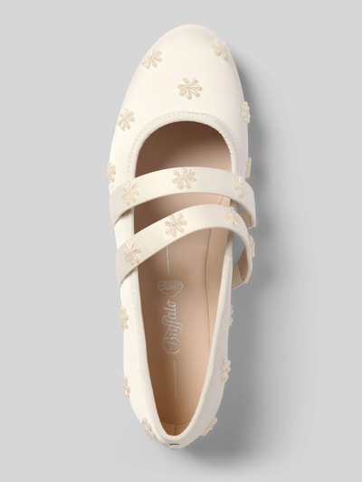 Produktfoto, Ballerinas mit Ziersteinbesatz Modell 'Dahlia' von Buffalo in Creme mit florales Design, glatte Sohle, abgerundete Passform, Absatzhöhe 1 cm, Schafthöhe 7 cm, Schaftweite 20 cm