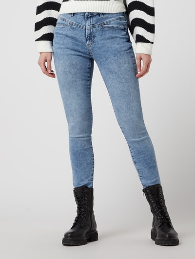 s.Oliver RED LABEL Skinny fit jeans met stretch, model 'Izabell' Lichtblauw - 4