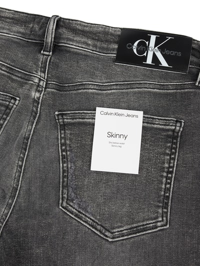 Calvin Klein Jeans Jeansy o kroju Skinny Fit z dodatkiem streczu  Antracytowy 6