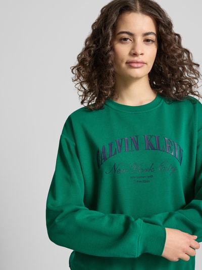 Calvin Klein Jeans Sweatshirt mit Label-Print Modell 'GRAPHIC' Dunkelgruen 3