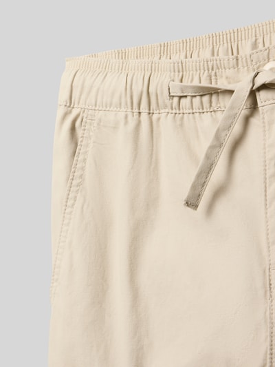 Produktfoto, Cargohose mit Pattentaschen Modell 'STEVAN' von Jack & Jones, Reine Baumwolle, Loose-Fit, beige, Detailaufnahme Textur und Kordelzug.